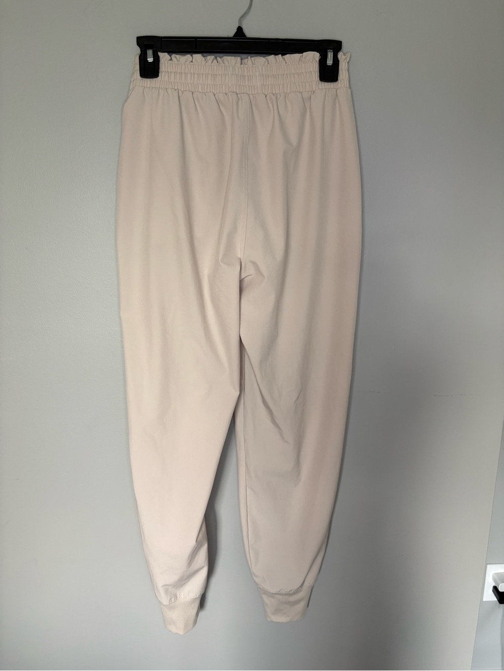 Abercrombie & Fitch Light Cream Drawstring Jogger Pants Small - Picture 2 of 3